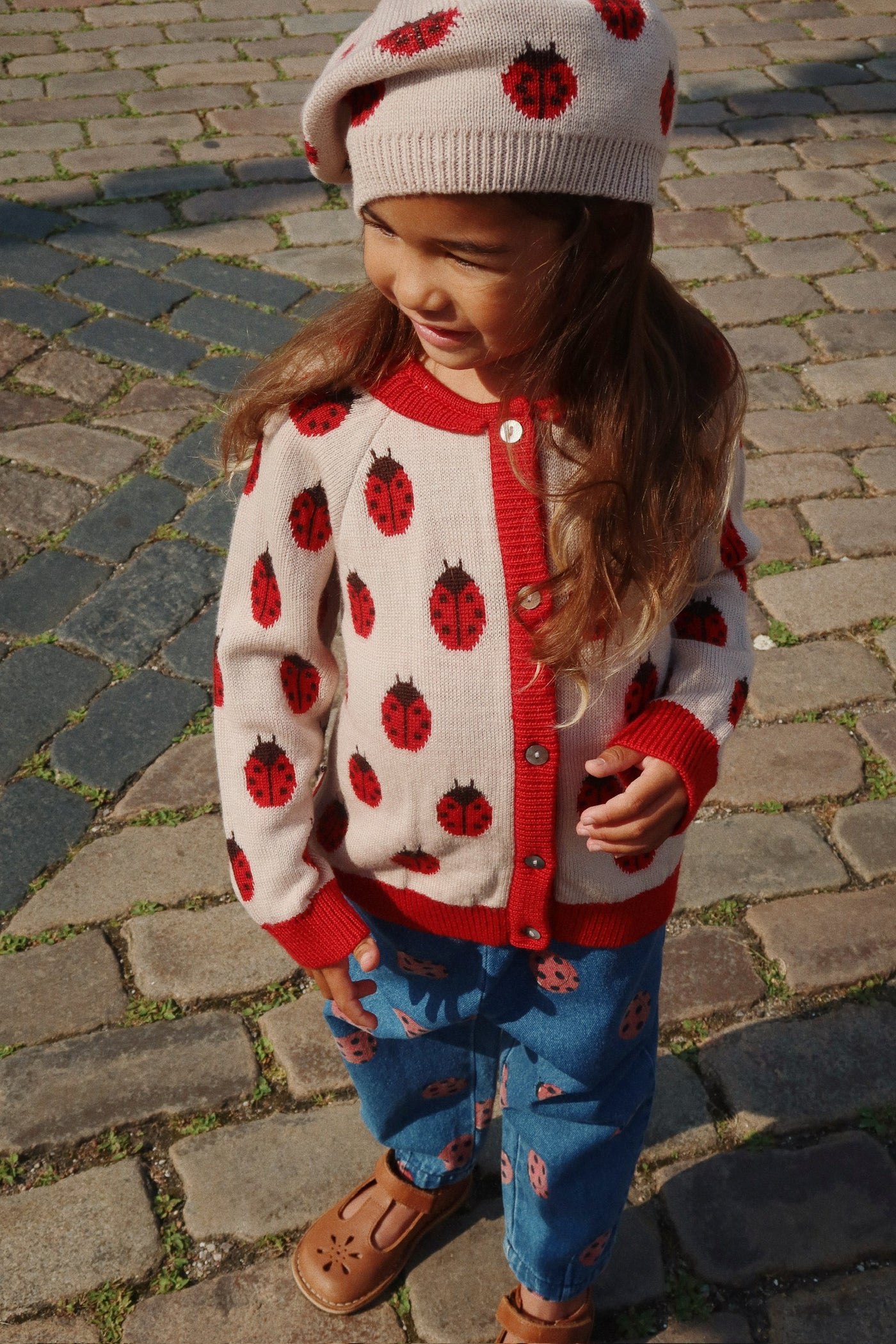 Konges Slojd - Strickjacke aus Wolle Marienkäfer 'BELOU KNIT CARDIGAN - LADYBUG'